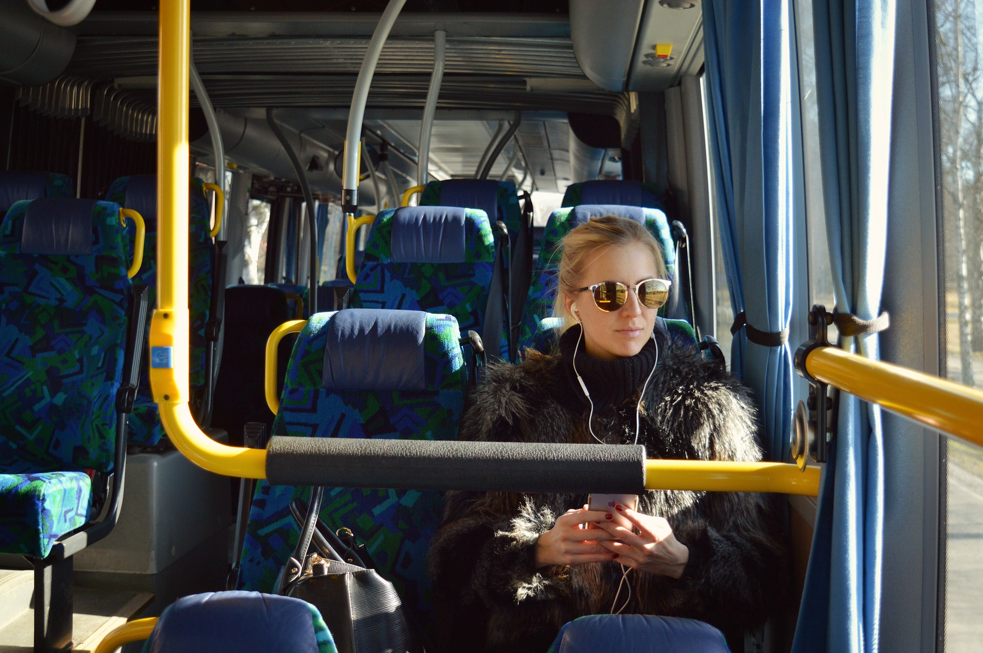 WarwickSU's "Better Buses" campaign is gathering feedback from students and staff to improve services provided by Stagecoach and National Express. Testimonials highlight critical issues, including exorbitant replacement costs for lost passes, severe overcrowding during peak hours, inconsistent timetabling, and inadequate service frequency during vacations and at night.