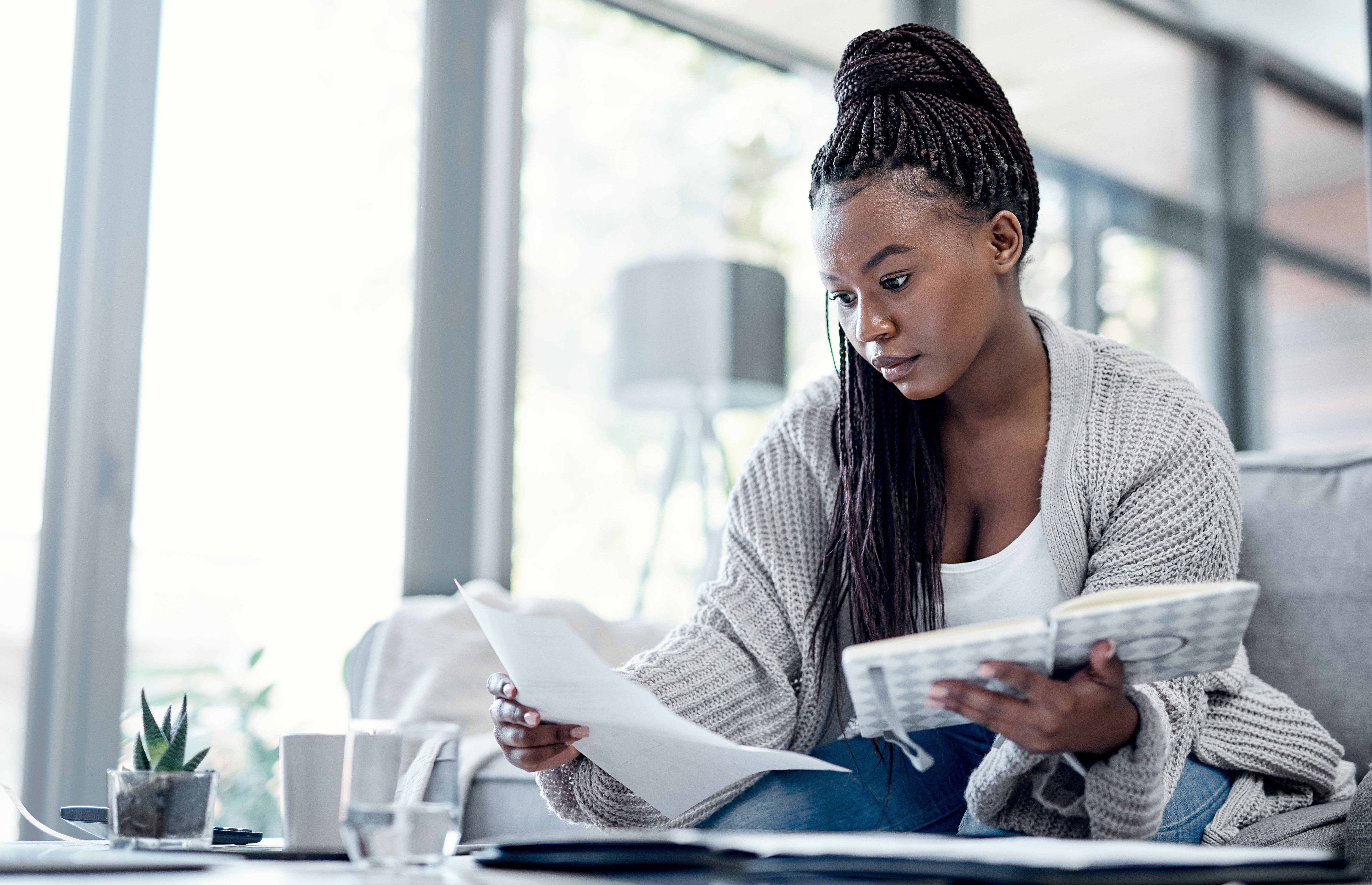 WarwickSU provides budgeting guidance to help students avoid financial hardship. It advises tracking all income and expenses, including rent and bills, while leveraging comparison websites and student discounts. By establishing weekly or monthly spending limits, students can effectively manage their money throughout their university experience.